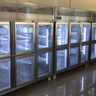 ตู้แช่กระจกแบบยืน 6 ประตู